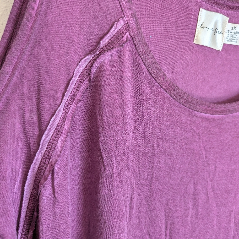 NWOT Love Fire Purple Top Size 1X - Picture 4 of 5
